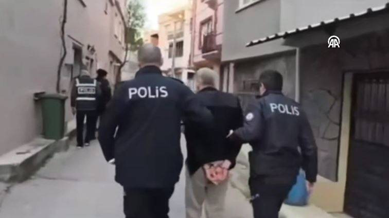 Yerlikaya açıkladı! 81 ilde ‘Çember-17’ operasyonu: 2 bin 756 gözaltı - Resim: 1